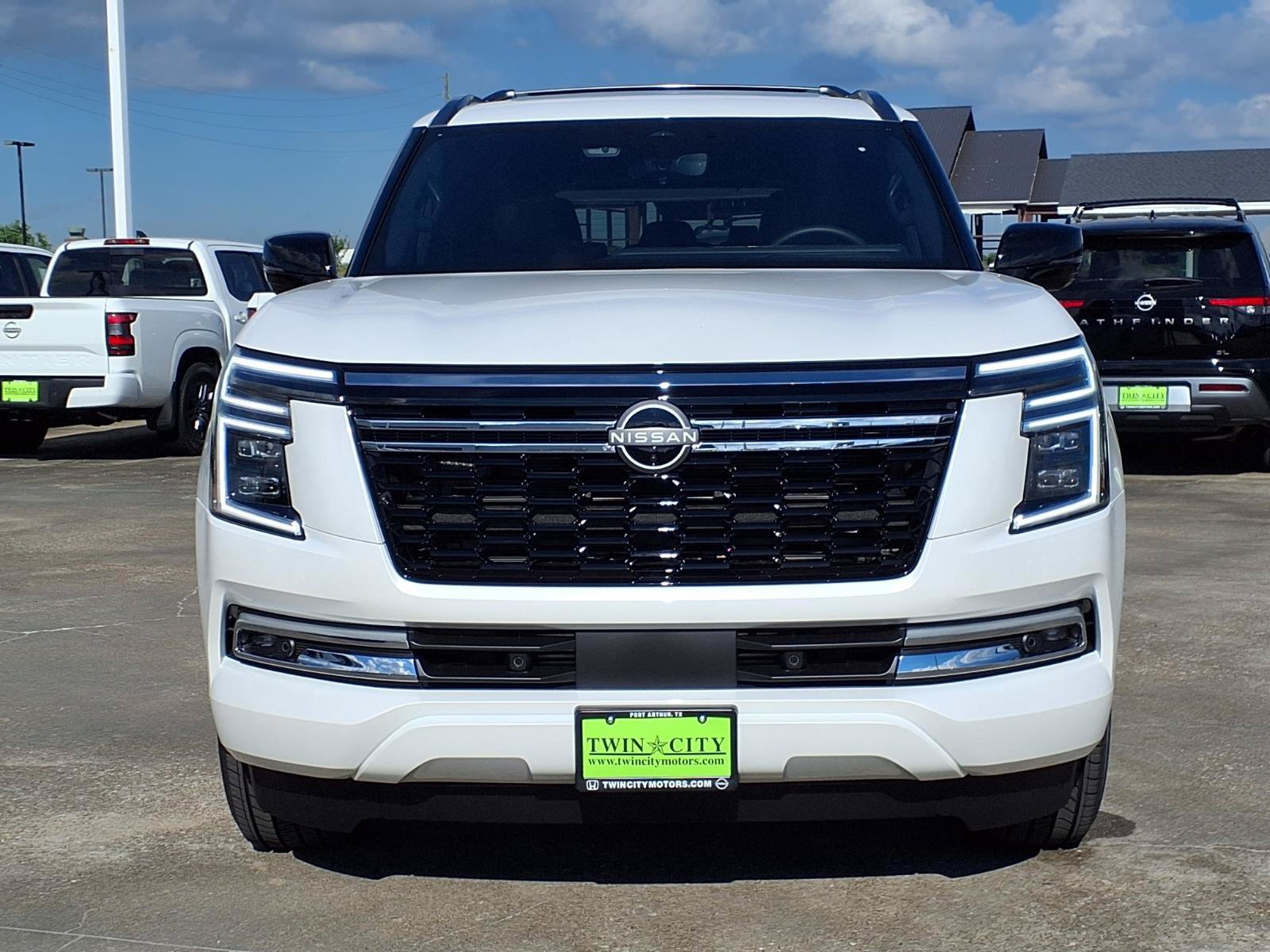 New 2026 Nissan Armada Platinum AWD/4WD image 3