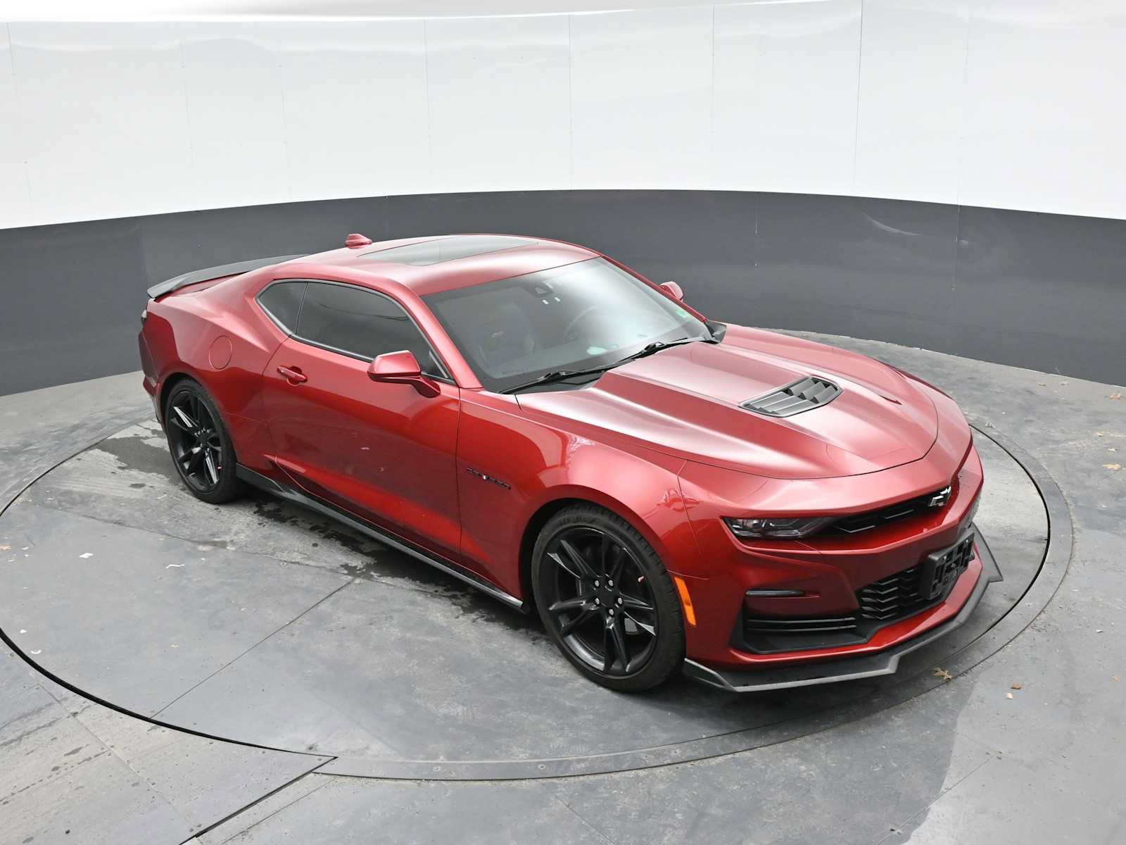 Used 2022 Chevrolet Camaro SS RWD image 18
