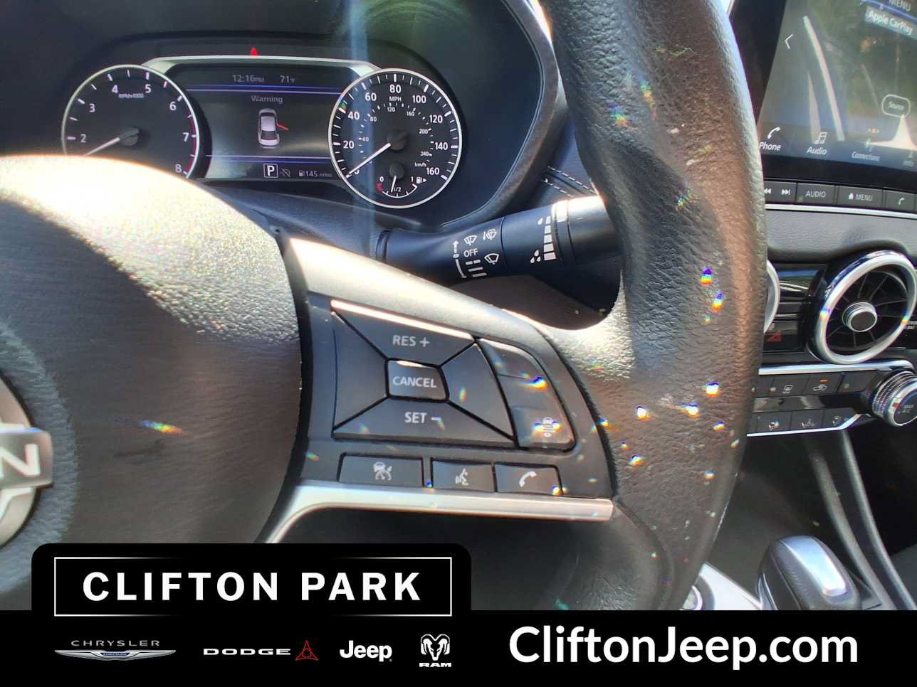 Used 2024 Nissan Sentra SV FWD image 22