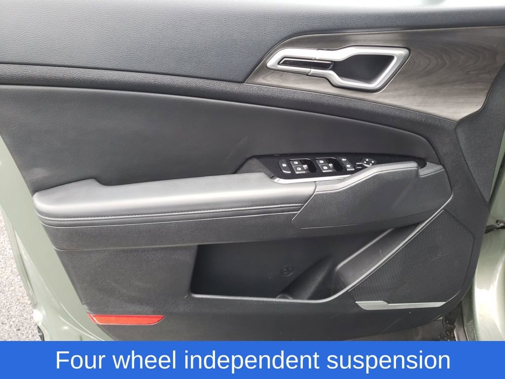 Used 2025 Kia Sportage X-Line image 18