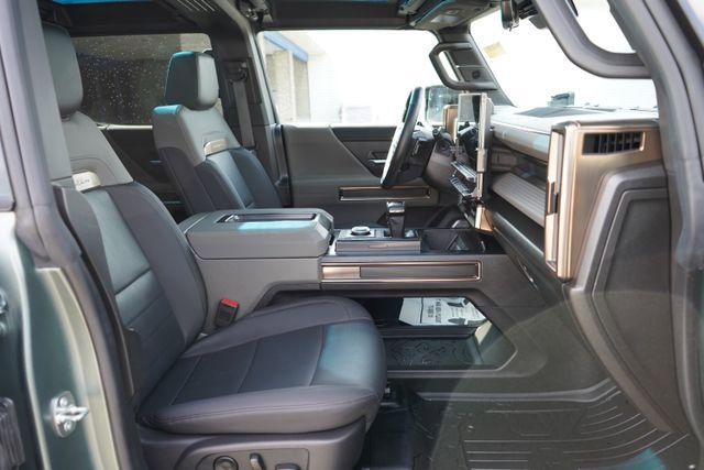Used 2024 GMC Hummer EV 3X w/ LPO, Illumination Package image 88