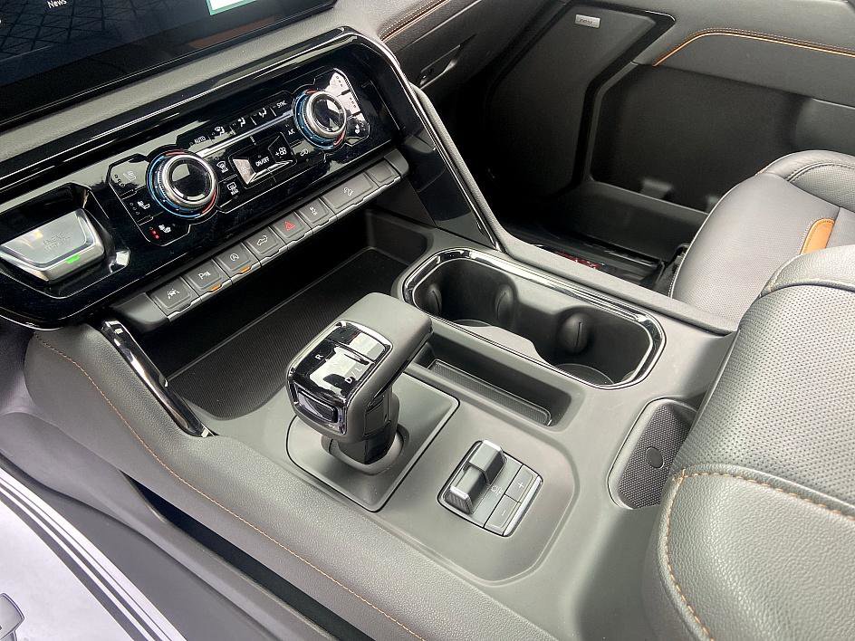 Used 2026 GMC Sierra 1500 AT4 w/ AT4 Premium Package image 15