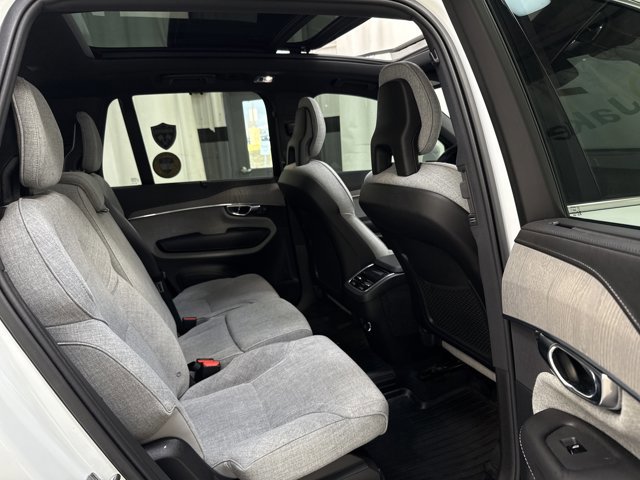 Used 2020 Volvo XC90 T6 Inscription w/ Protection Package Premier image 33