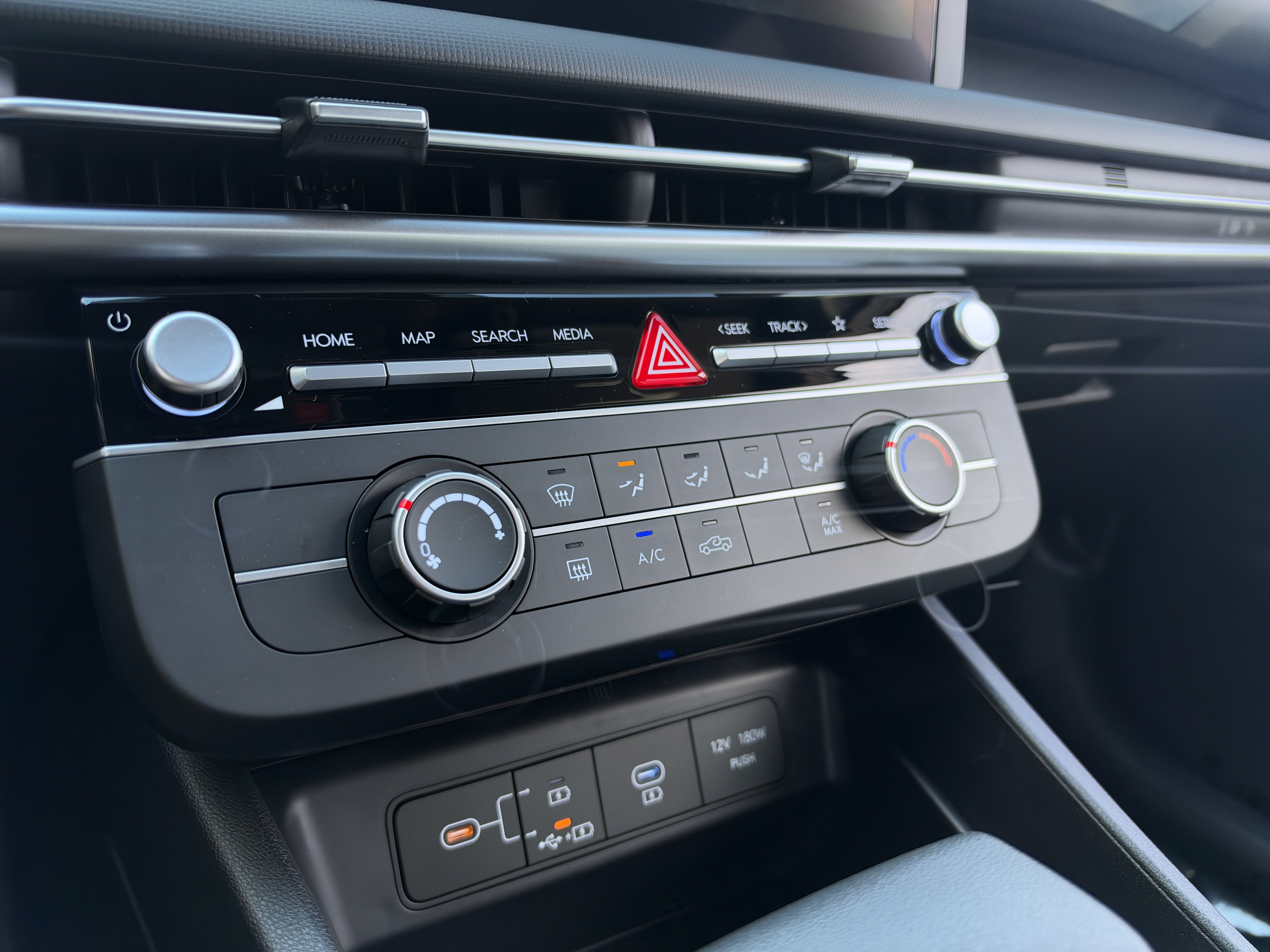 New 2027 Hyundai Santa Cruz SE AWD/4WD image 33