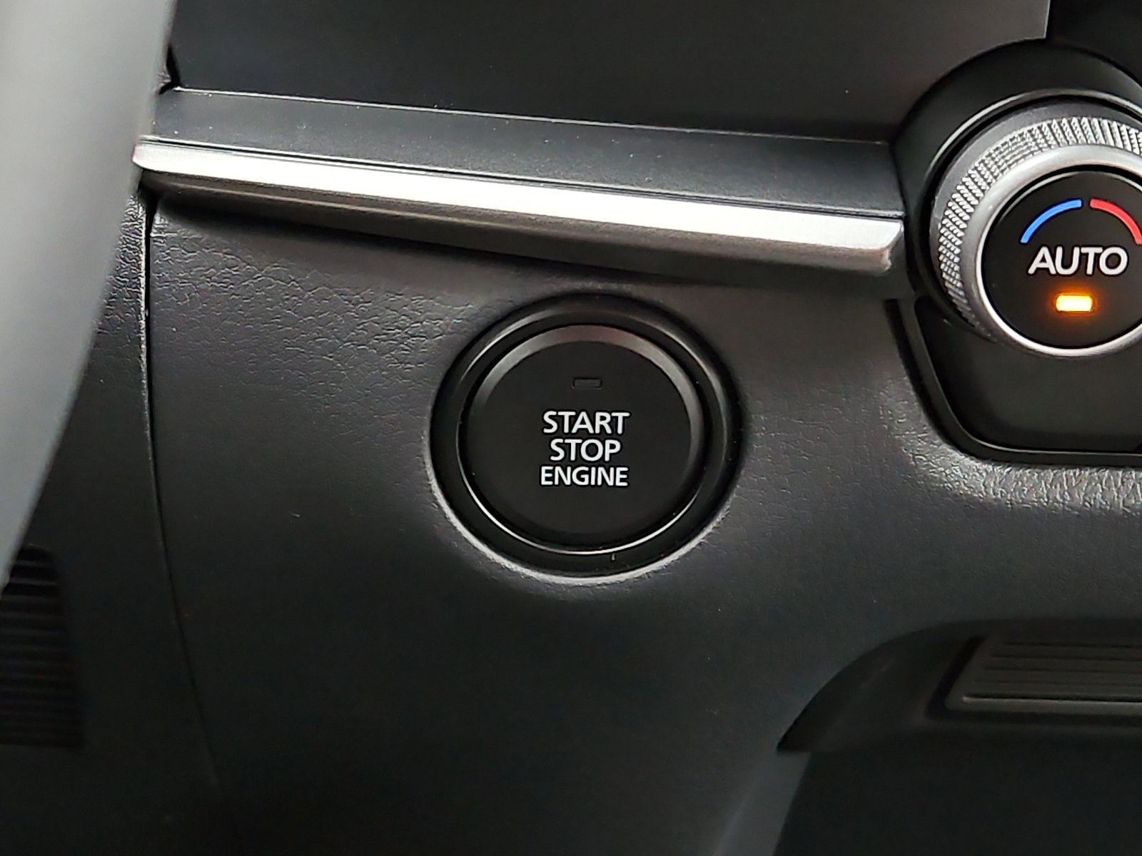 New 2026 MAZDA CX-30 AWD 2.5 S w/ Select Sport Pkg image 17