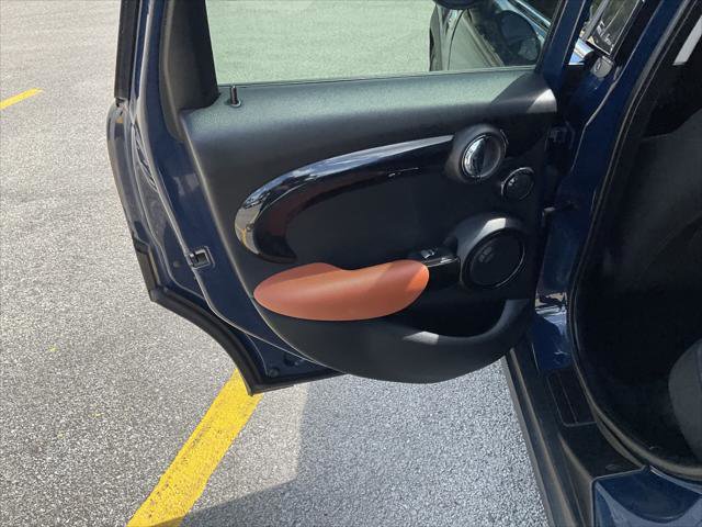 Used 2017 MINI Cooper S FWD image 23