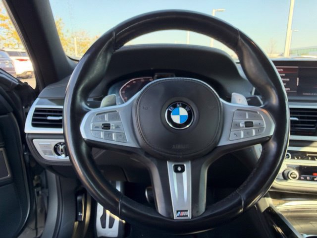 Used 2020 BMW 750i xDrive w/ M Sport Package AWD/4WD image 13
