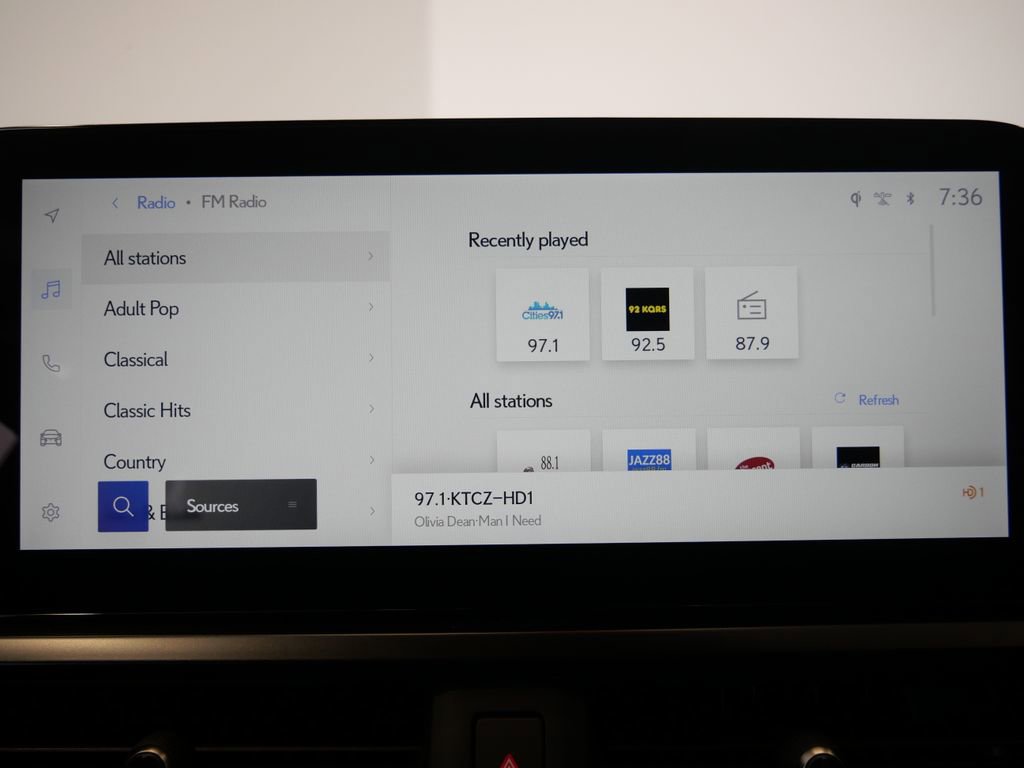 Certified 2025 Lexus UX 300h AWD w/ Accessory Package (Z1) image 17