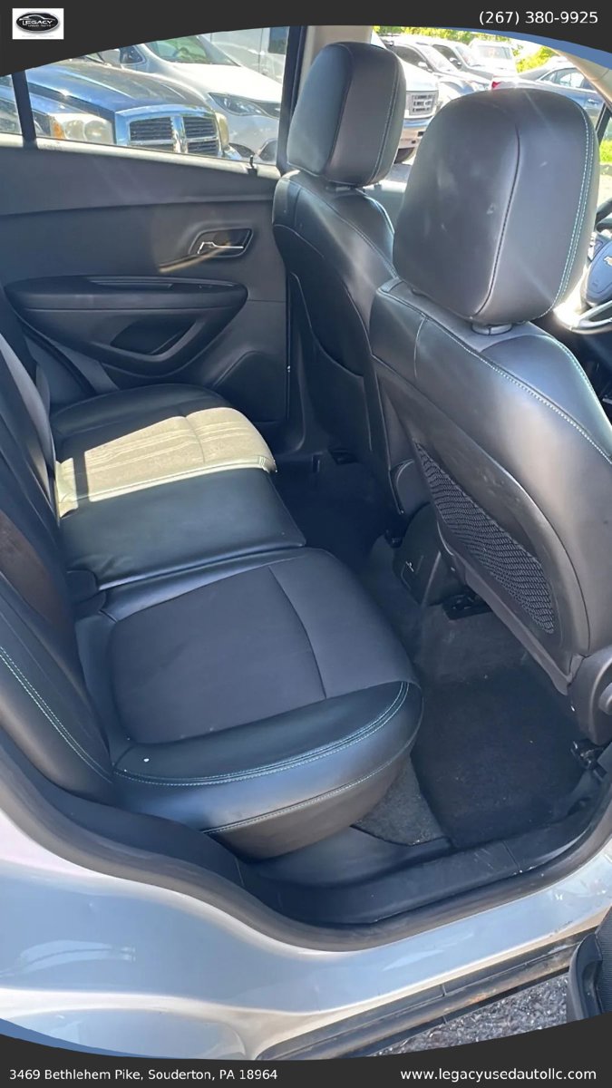 Used 2016 Chevrolet Trax LT w/ LT Convenience Package FWD image 37