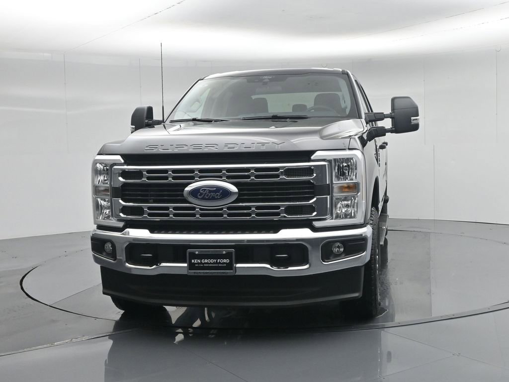 New 2026 Ford F250 XLT w/ FX4 Off-Road Package image 55