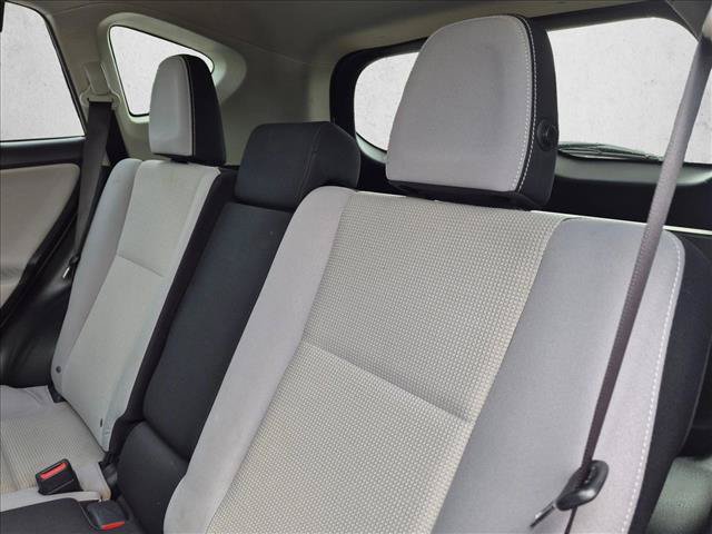 Used 2016 Toyota RAV4 XLE FWD image 17
