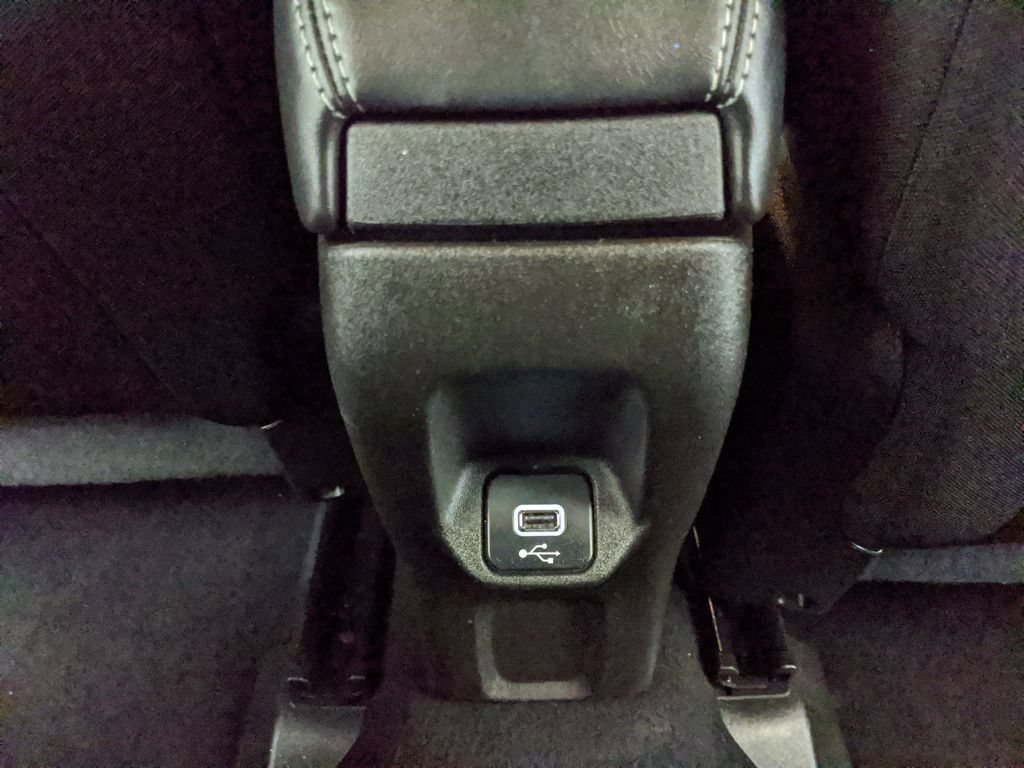 Used 2022 Jeep Renegade Altitude w/ Sun/Sound Group AWD/4WD image 16