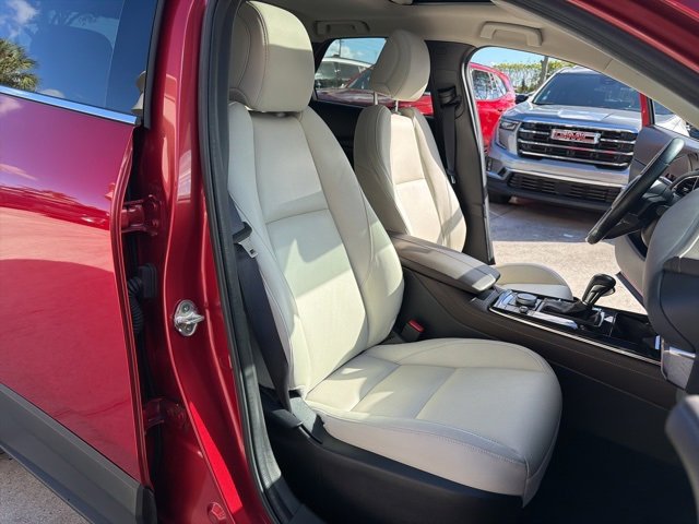 Used 2024 MAZDA CX-30 AWD 2.5 S w/ Premium Package image 21