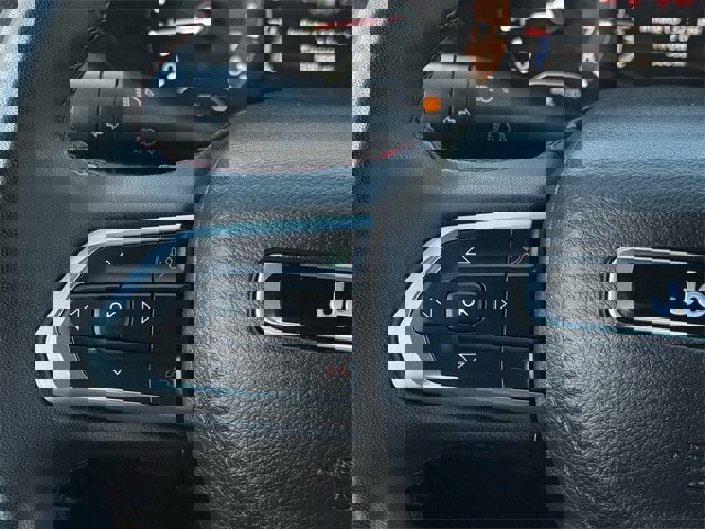 Used 2023 Jeep Compass Trailhawk image 14