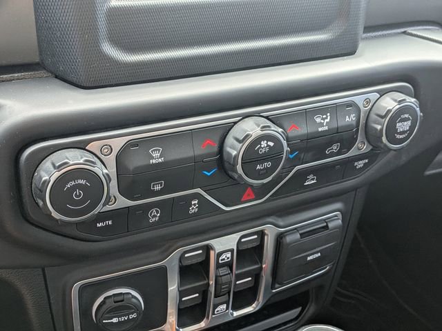 Used 2022 Jeep Gladiator Sport image 20