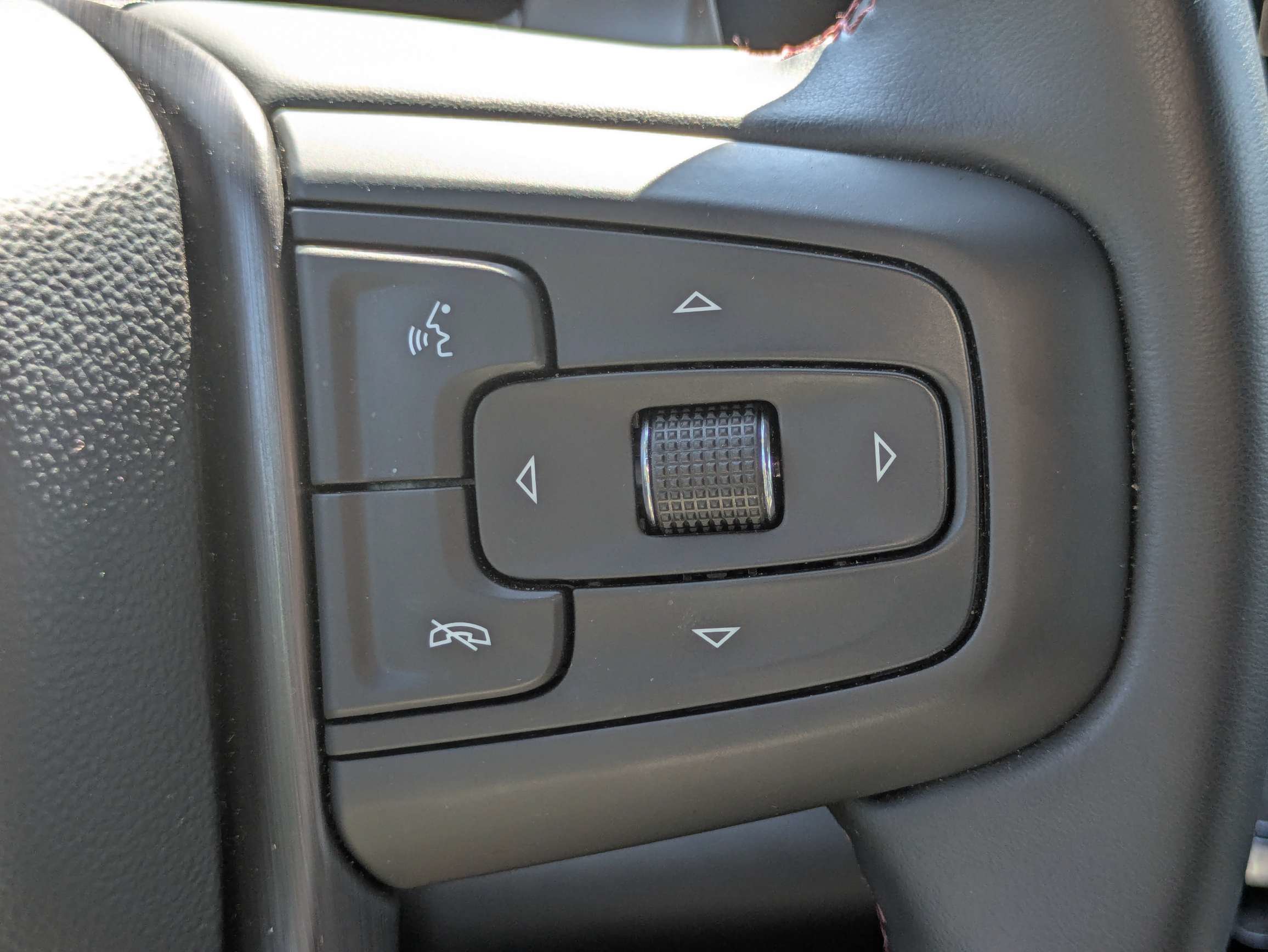 Used 2025 GMC Sierra 1500 AT4X AWD/4WD image 27