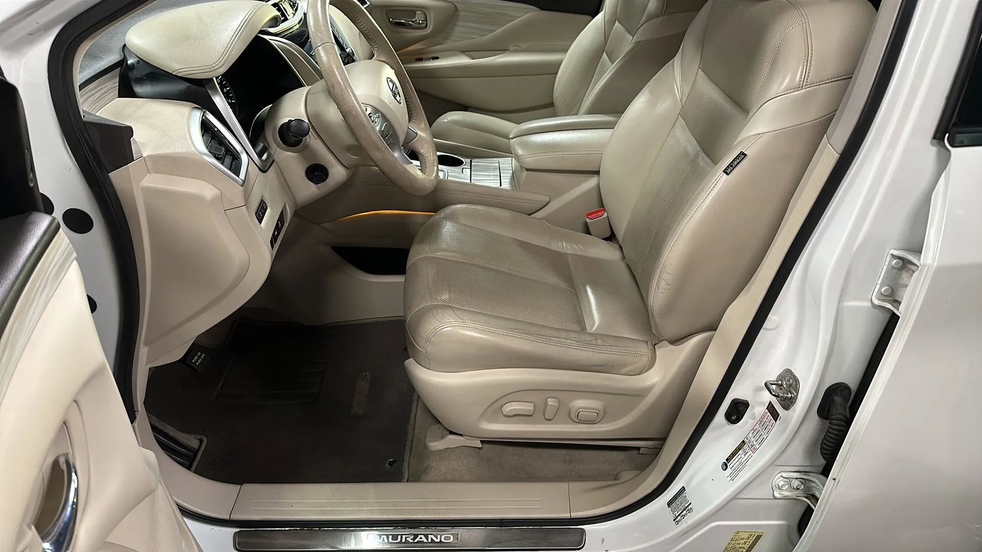 Used 2015 Nissan Murano Platinum w/ Platinum Technology Package image 9