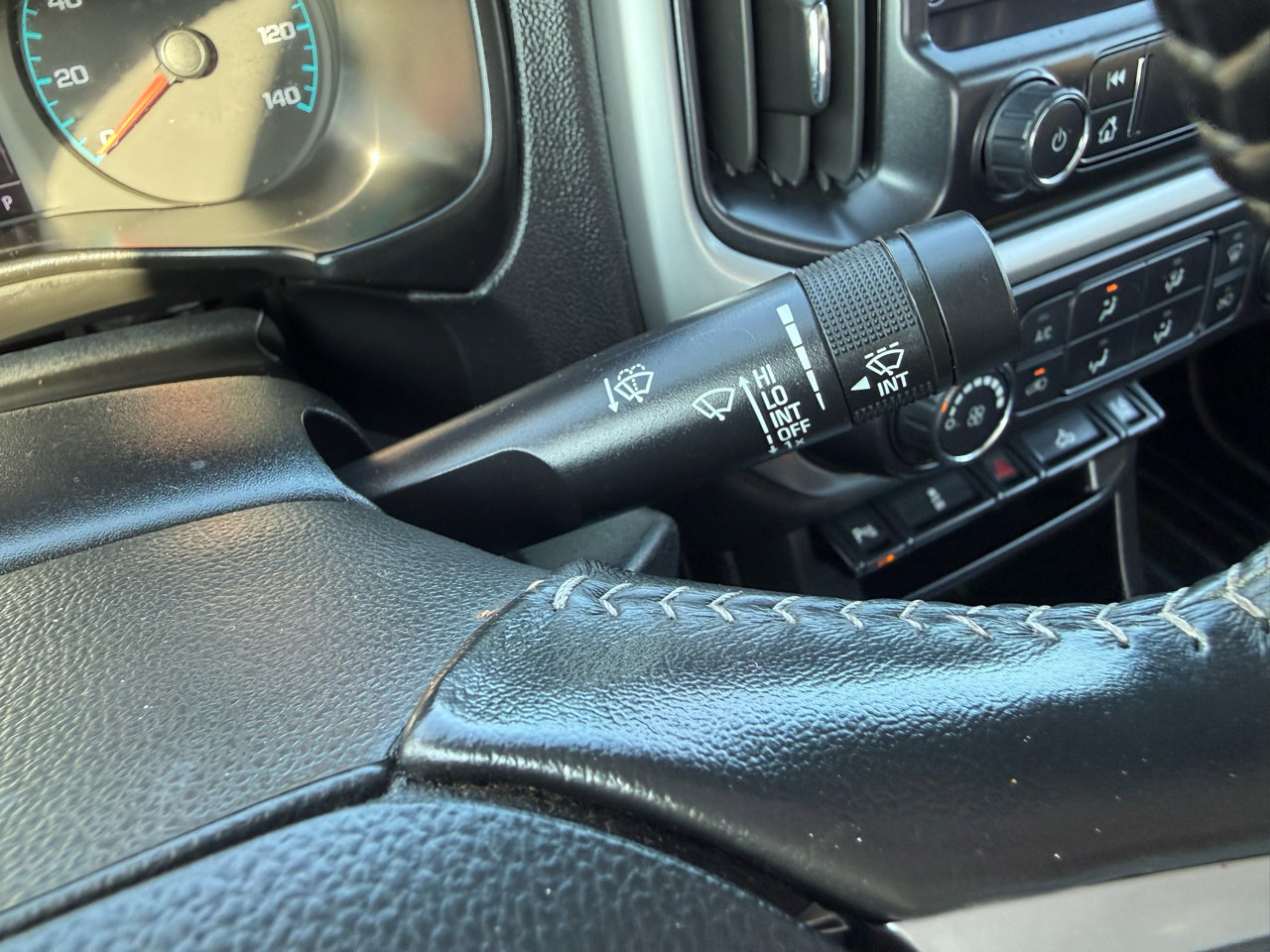 Used 2022 Chevrolet Colorado LT w/ Fleet Safety Package image 21