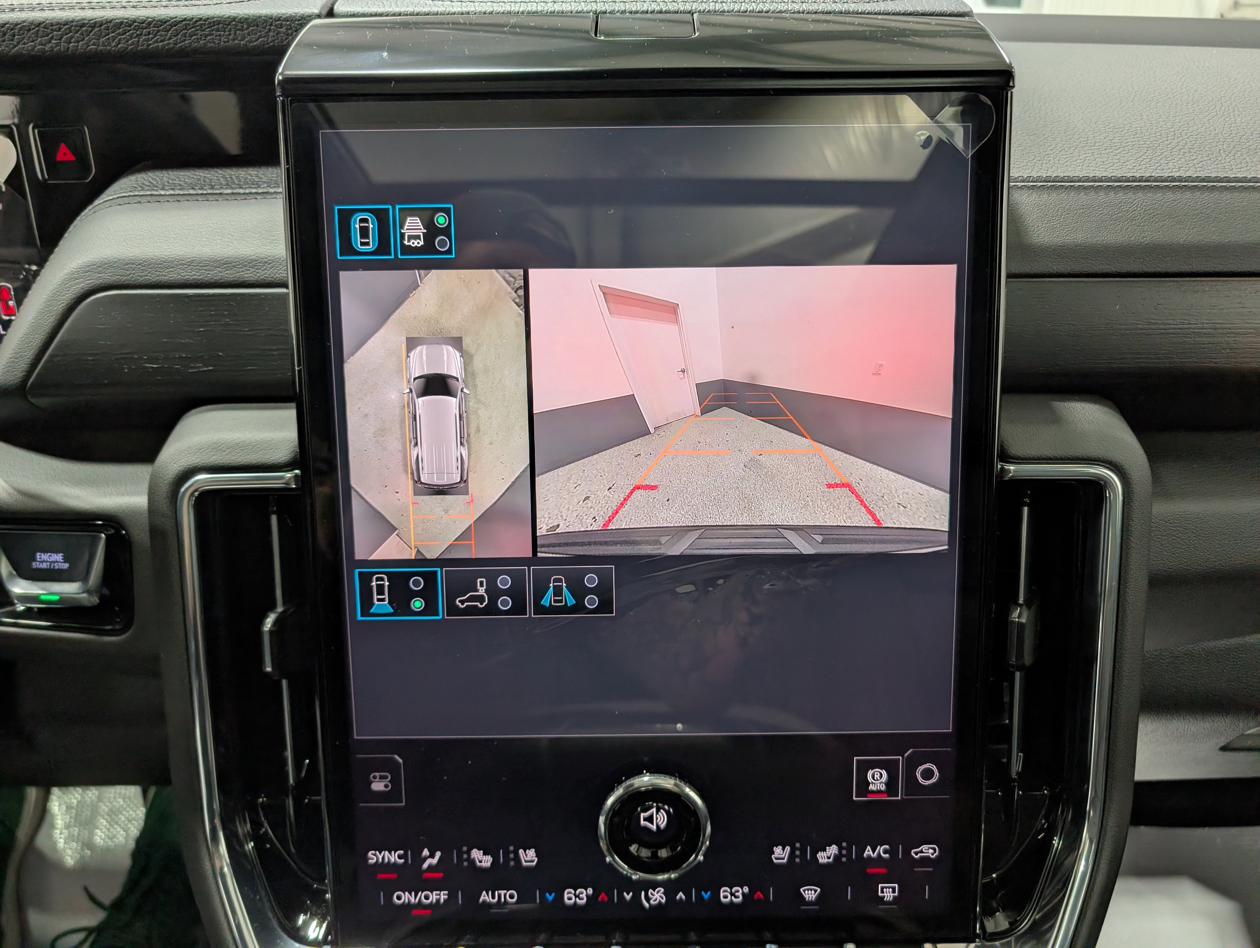 Used 2026 GMC Yukon Denali w/ Sun & Power Step Package AWD/4WD image 27