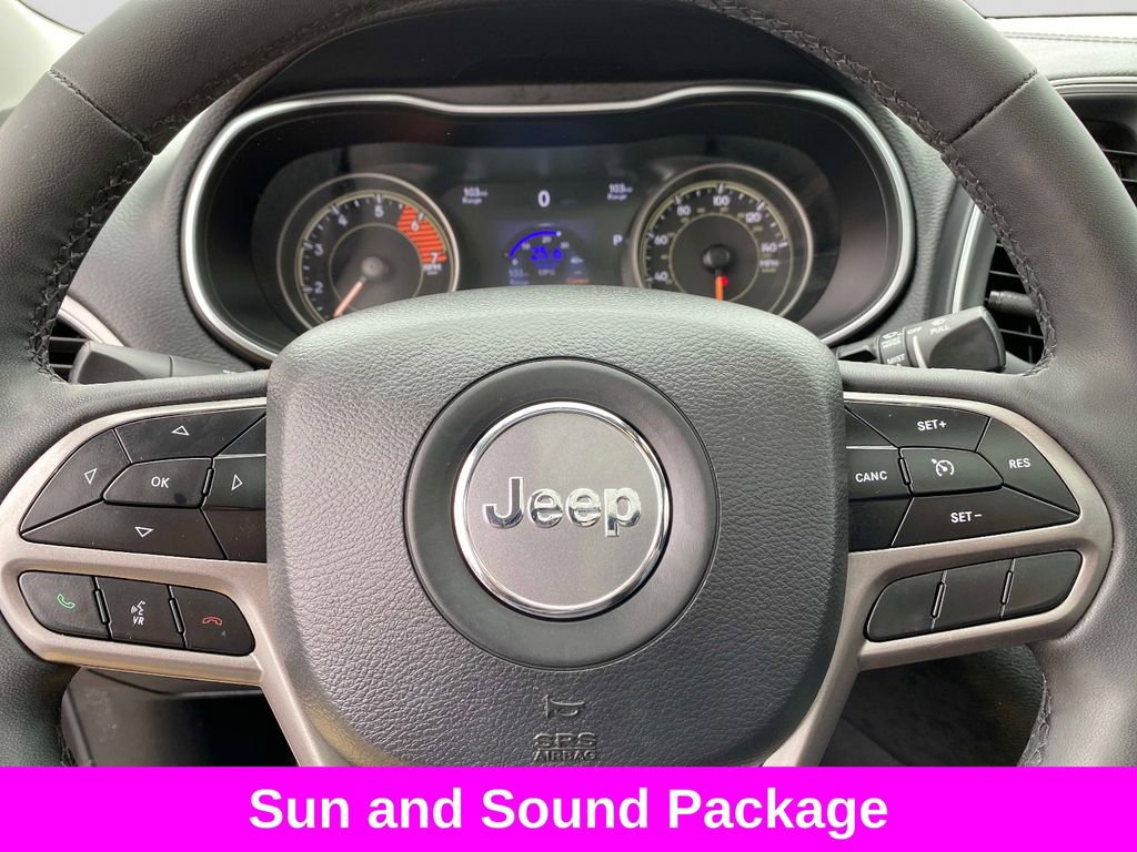 Used 2022 Jeep Cherokee Latitude Lux w/ Sun & Sound Group image 15