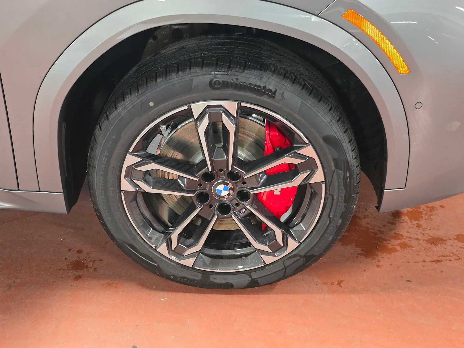 New 2026 BMW X2 xDrive28i w/ Technology Package AWD/4WD image 8