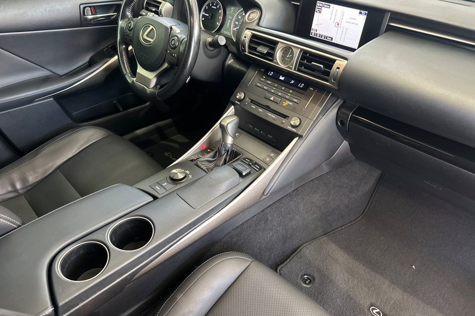 Used 2016 Lexus IS 200t w/ Navigation System Package RWD image 19