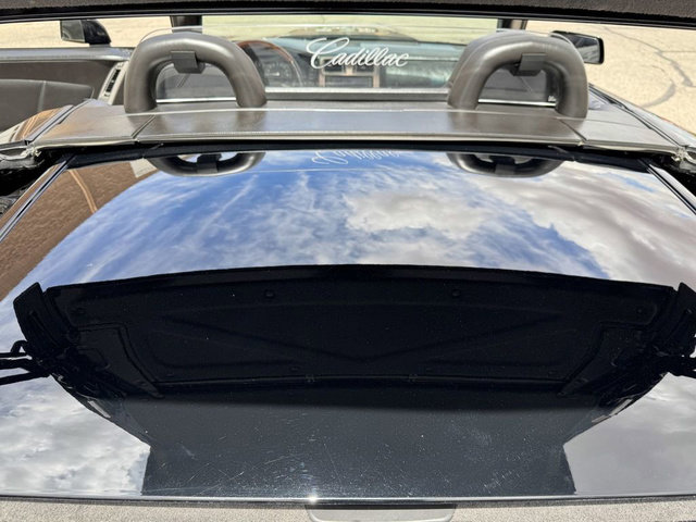 Used 2006 Cadillac XLR RWD image 23