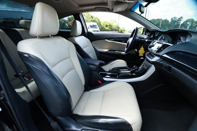 Used 2013 Honda Accord EX-L image 30