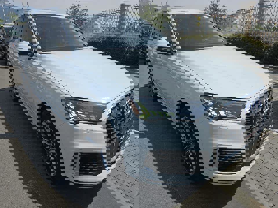 Used 2023 Audi Q7 3.0T Premium Plus w/ Premium Plus Package image 3