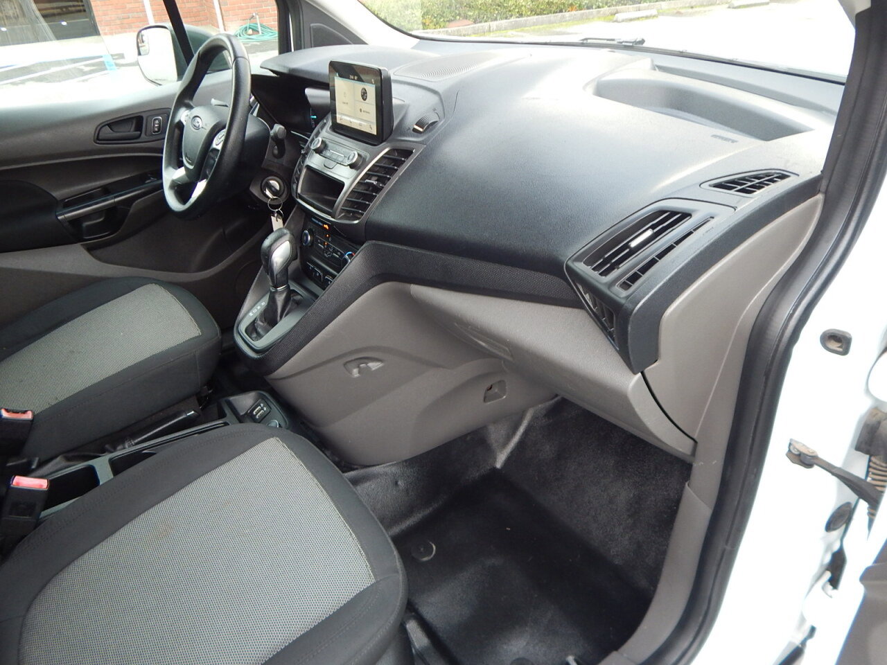 Used 2020 Ford Transit Connect XL image 21