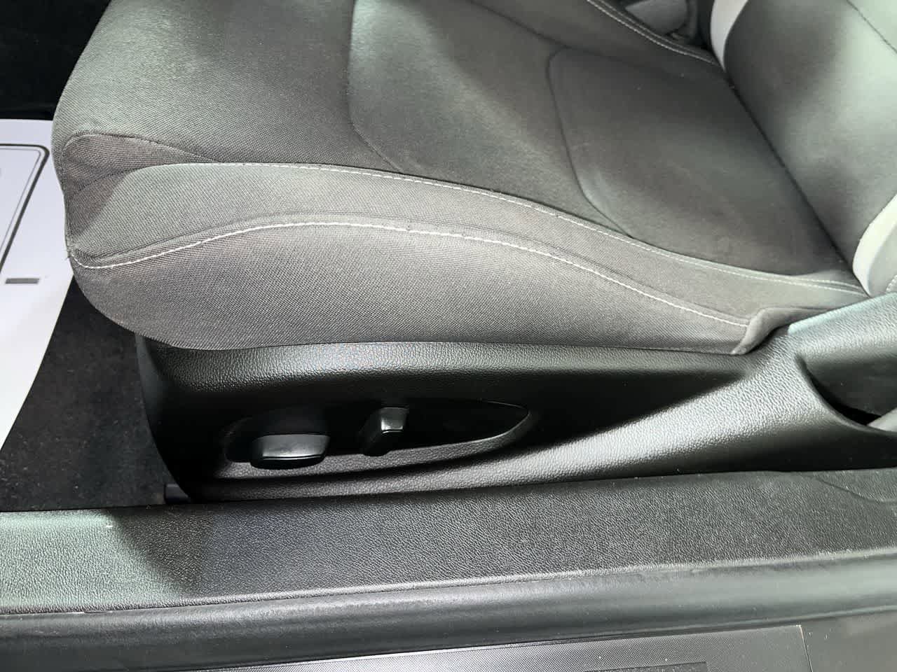 Used 2022 Chevrolet Camaro LT w/ Design Package 2 RWD image 14