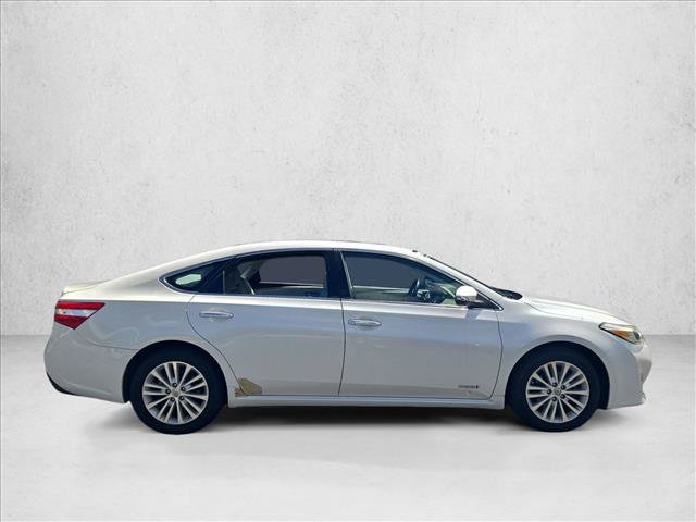 Used 2015 Toyota Avalon XLE Touring FWD image 4