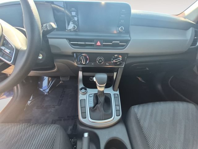Used 2024 Kia Seltos LX AWD/4WD image 11