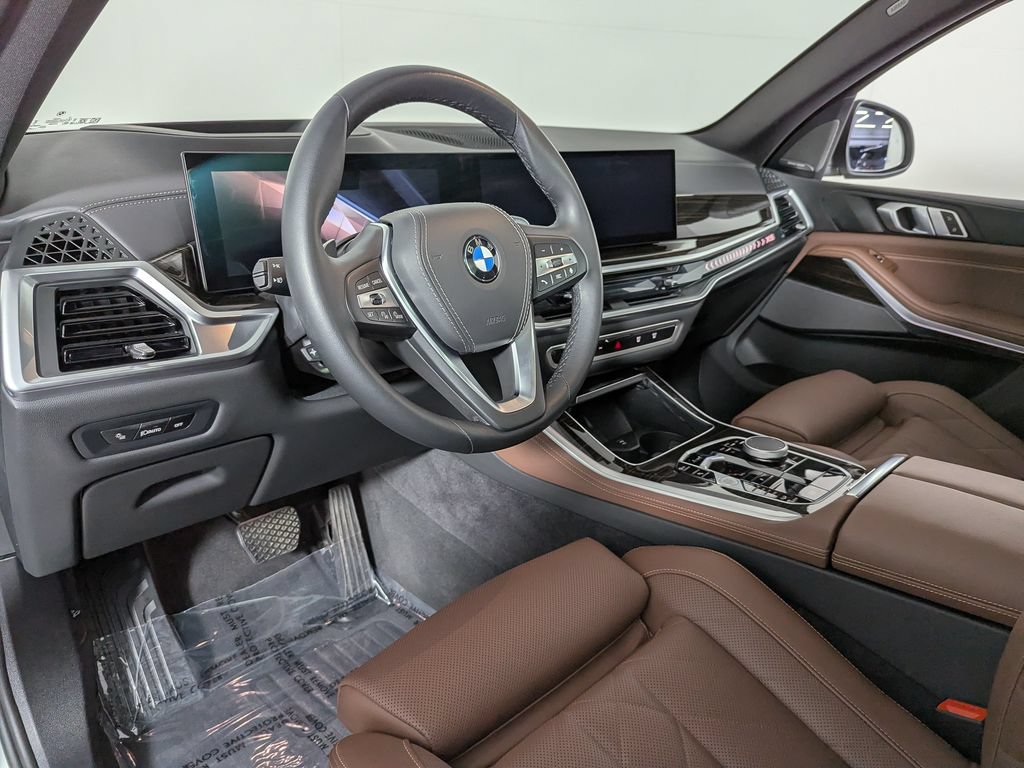 Used 2025 BMW X5 xDrive40i w/ Premium Package AWD/4WD image 17