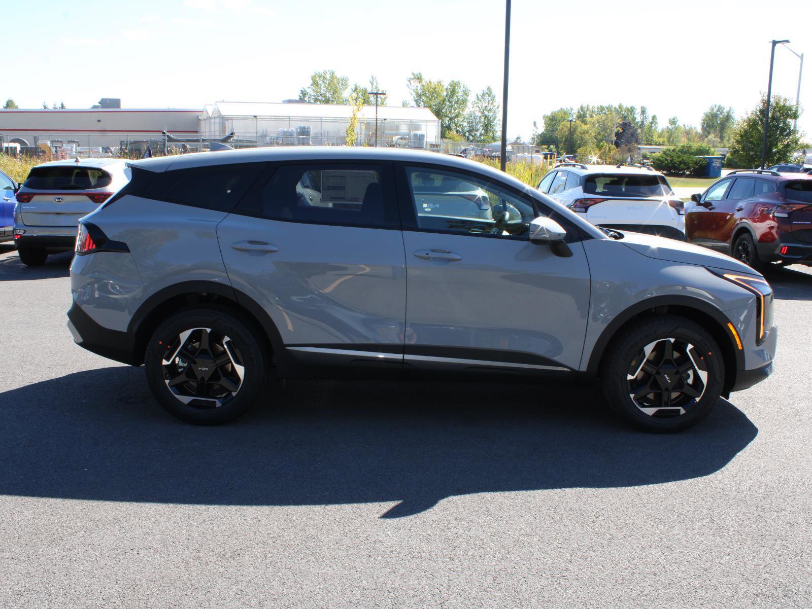 New 2026 Kia Sportage S image 4