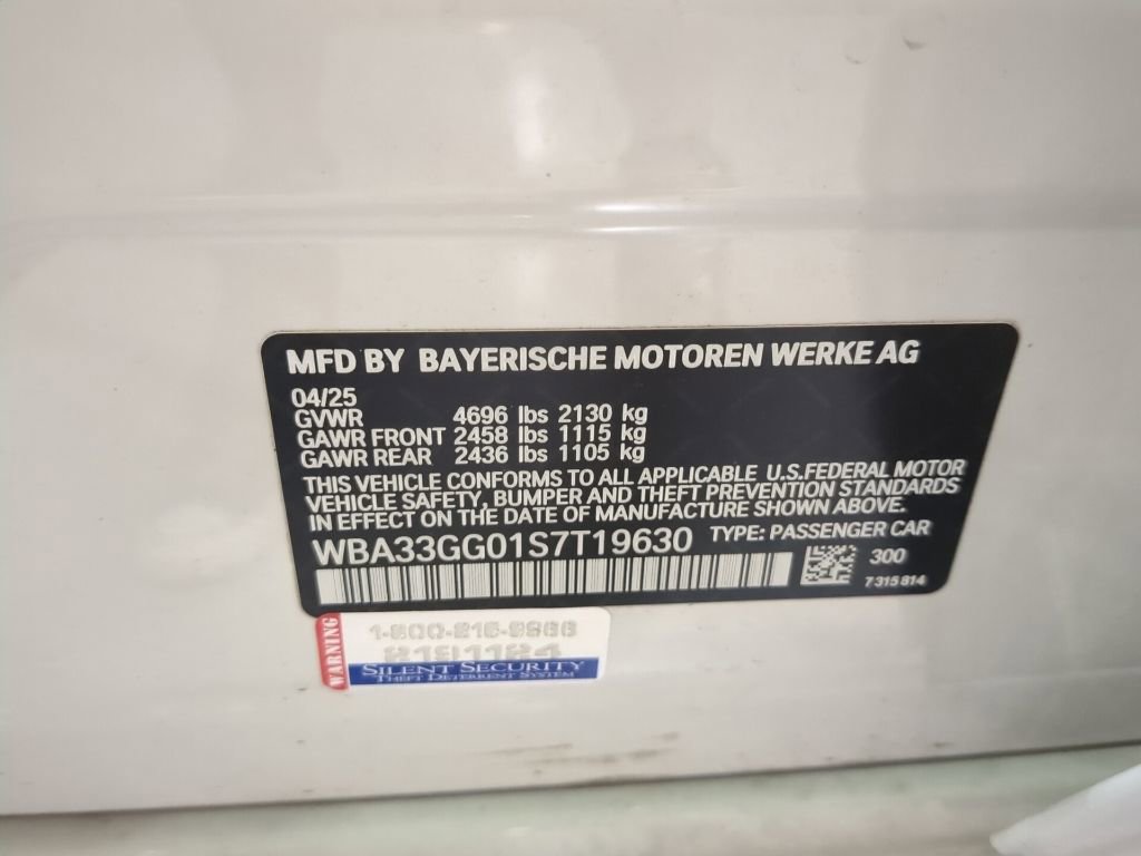 Certified 2025 BMW M235i xDrive w/ M Performance Package AWD/4WD image 15