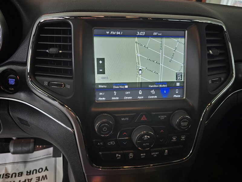 Used 2018 Jeep Grand Cherokee Limited AWD/4WD image 24