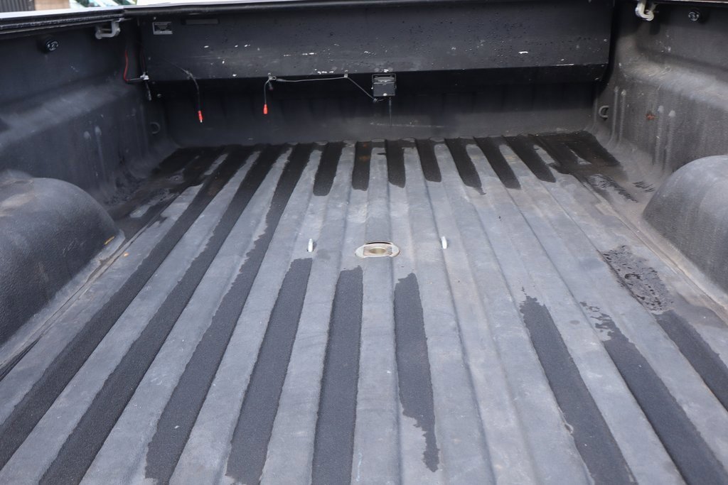 Used 2016 GMC Sierra 3500 Denali w/ Duramax Plus Package image 9