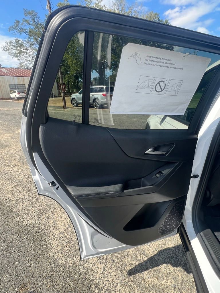 New 2026 Chevrolet Equinox LT image 15