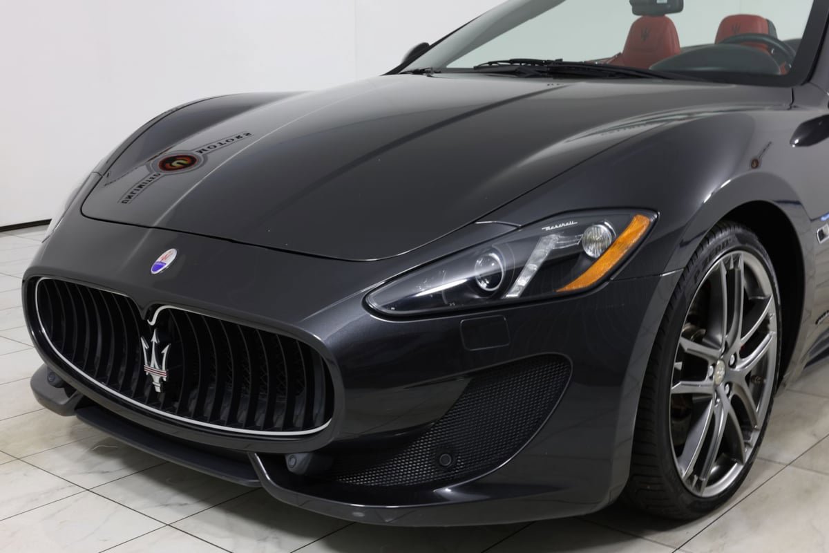 Used 2017 Maserati GranTurismo Convertible RWD image 45