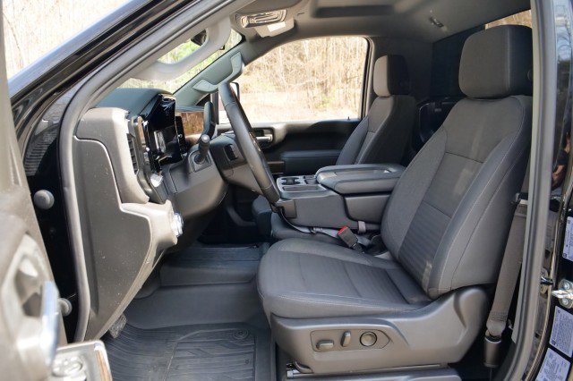 Used 2024 GMC Sierra 3500 SLE w/ SLE Convenience Package image 22