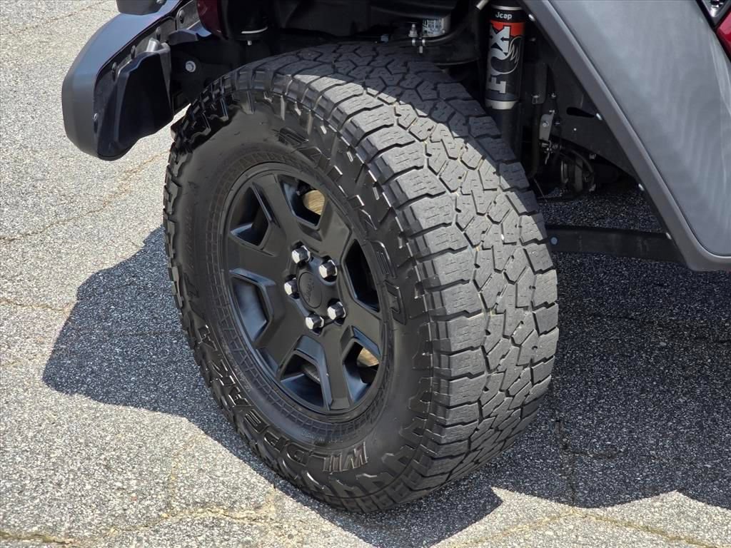 Used 2022 Jeep Gladiator Mojave w/ Trailer Tow Package AWD/4WD image 27
