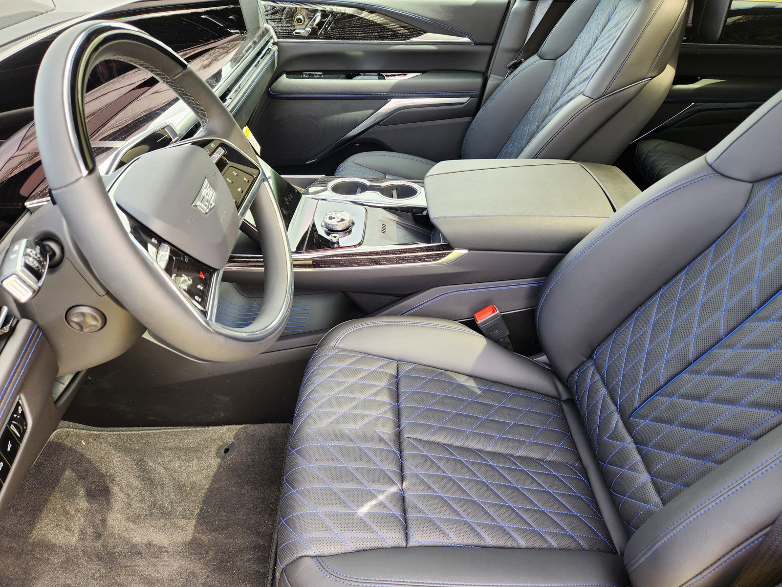 New 2026 Cadillac Escalade IQL Sport 1 AWD/4WD image 9