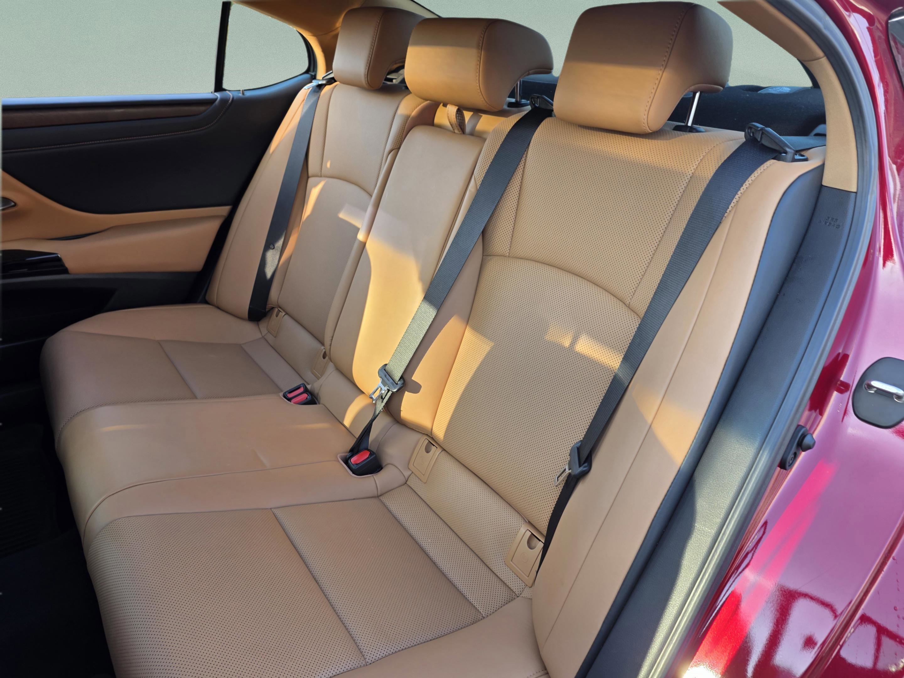 Certified 2025 Lexus ES 350 w/ Premium Package image 21