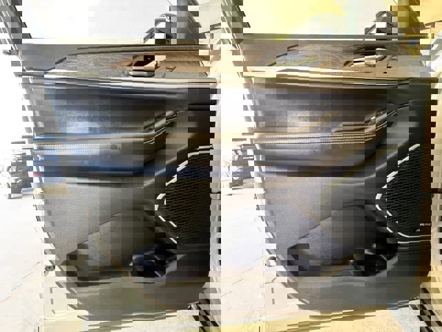 Used 2021 Jeep Grand Cherokee L Limited AWD/4WD image 24