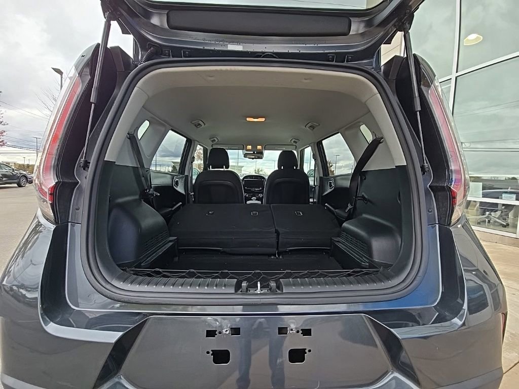 Used 2023 Kia Soul S image 31