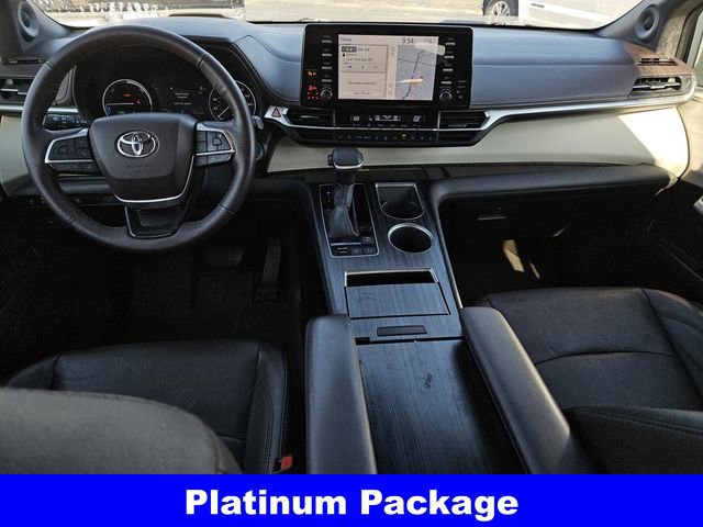 Used 2022 Toyota Sienna Platinum image 6