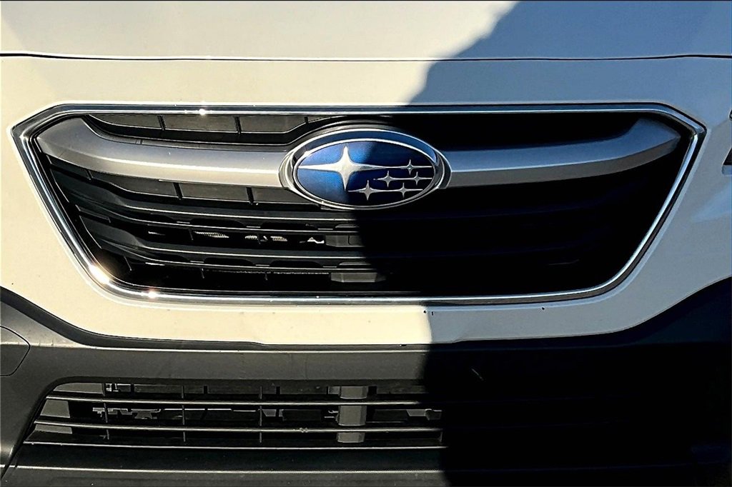 Used 2022 Subaru Outback Premium image 30