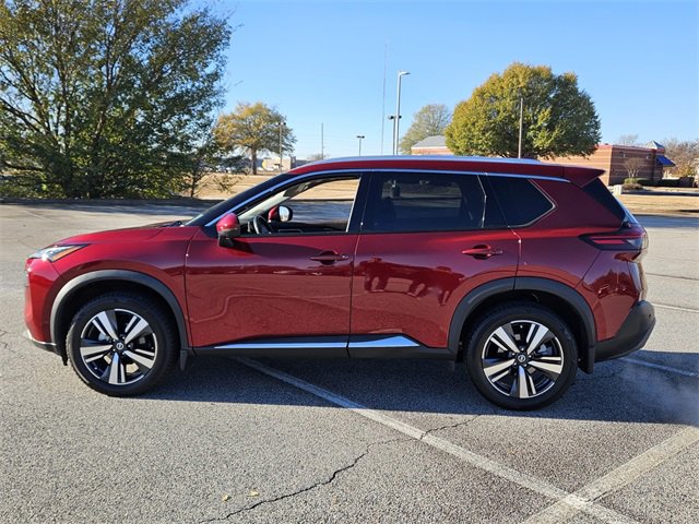 Used 2021 Nissan Rogue SL w/ Premium Package image 4