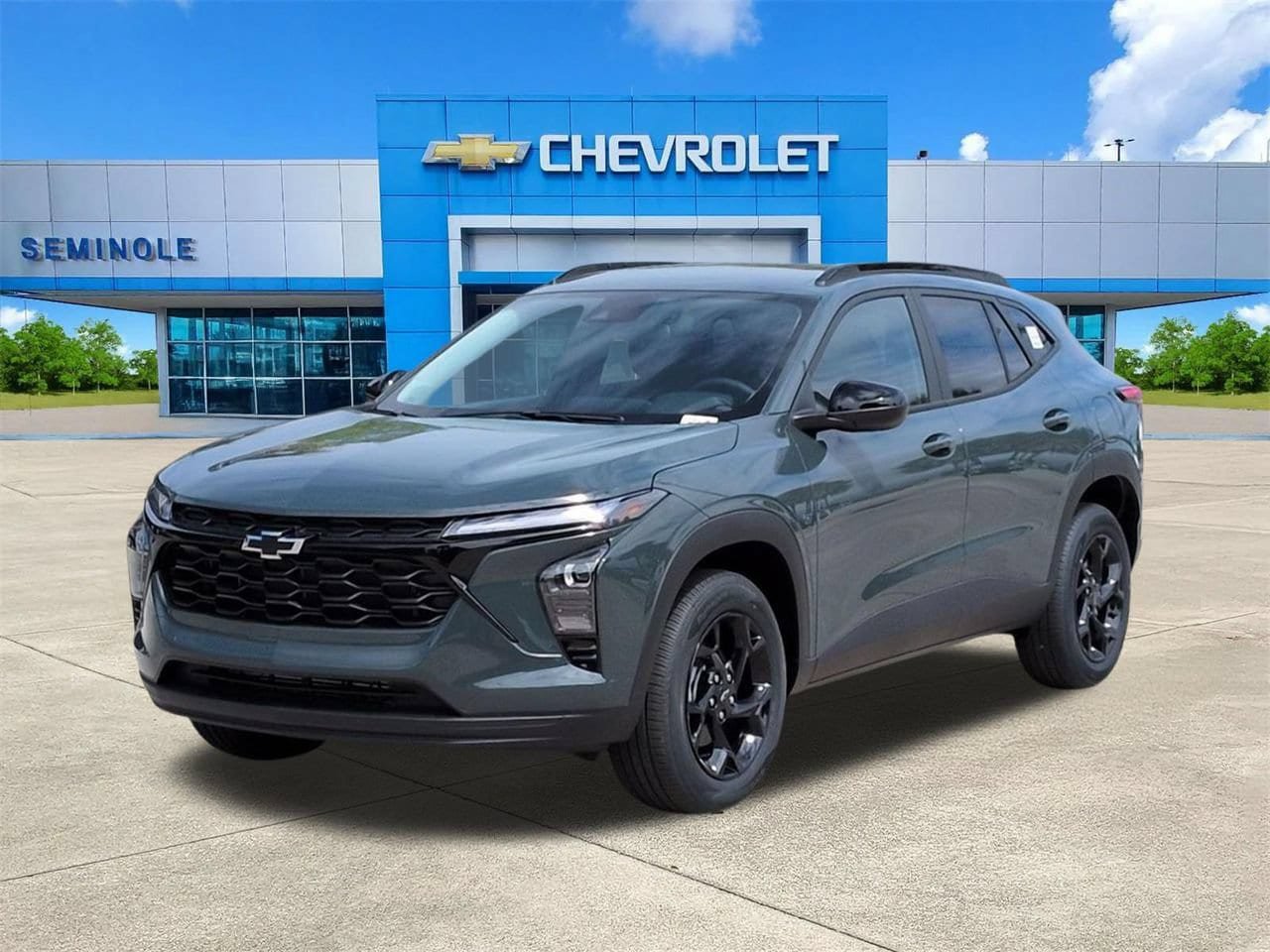 New 2026 Chevrolet Trax LT w/ Driver Confidence Package FWD image 2
